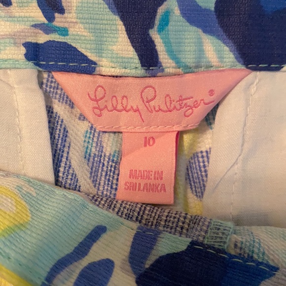 Lilly Pulitzer shorts - Picture 2 of 9